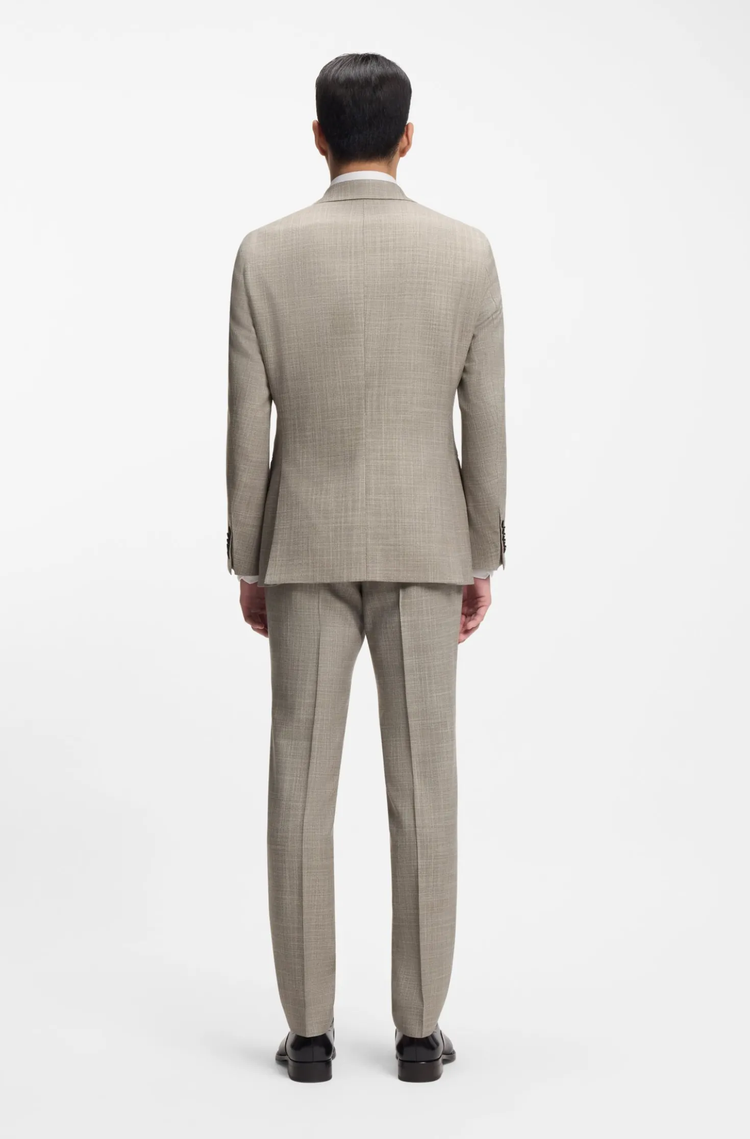 Two-piece slim-fit suit in a patterned wool-silk blend