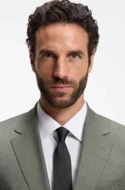 Two-piece slim-fit suit in patterned stretch wool