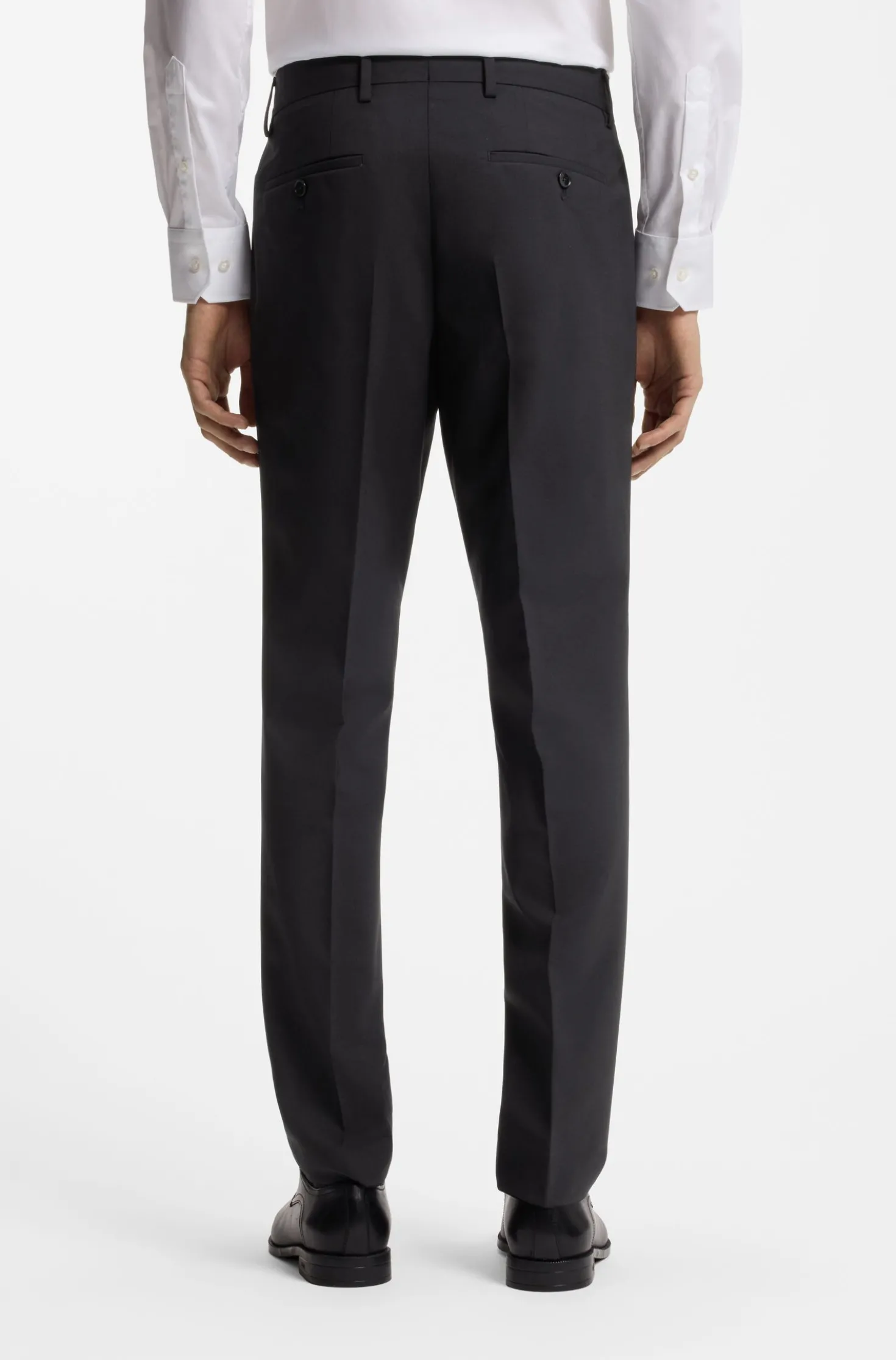 Two-piece slim-fit suit in stretch wool