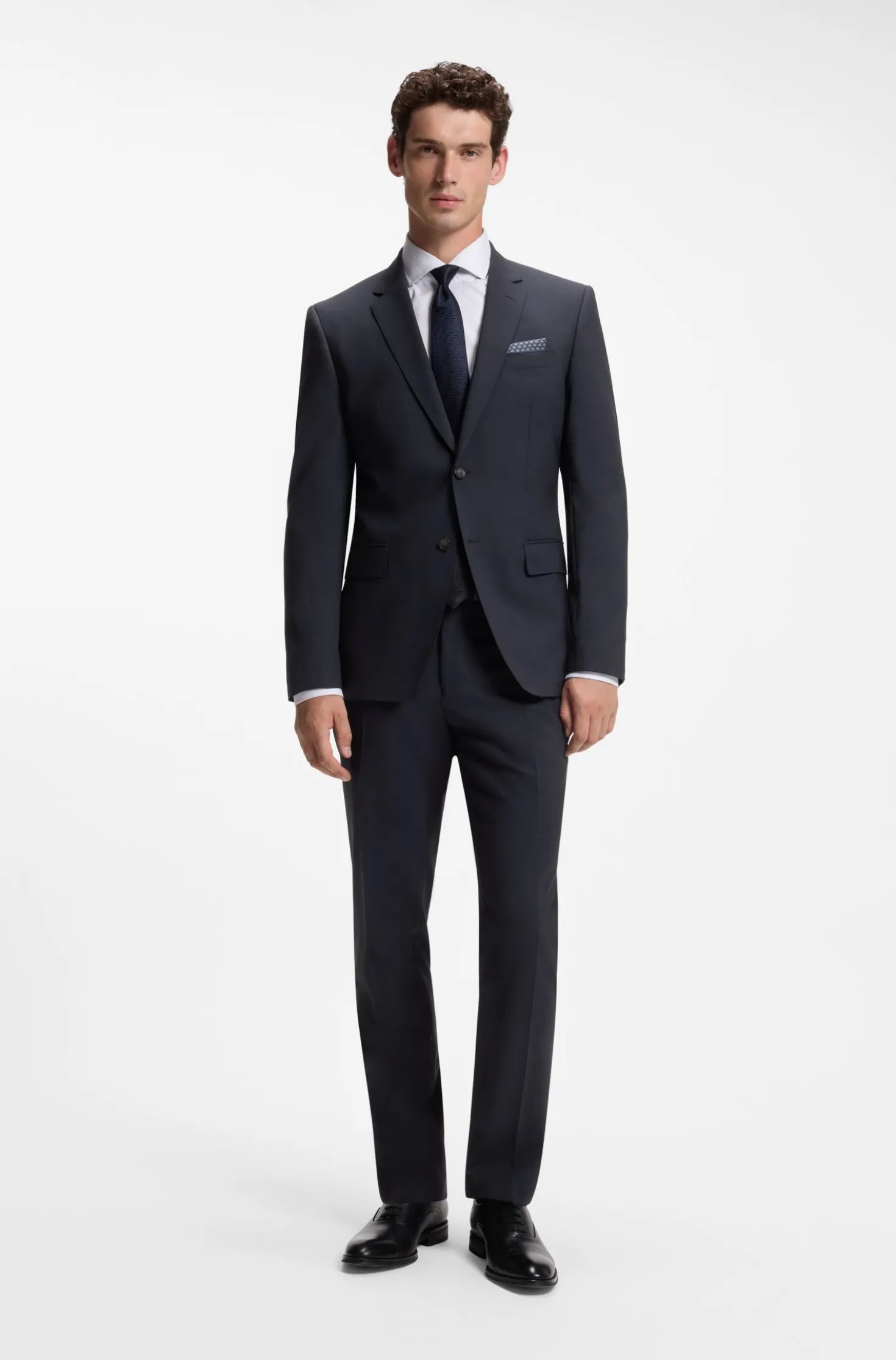 Two-piece slim-fit suit in stretch wool