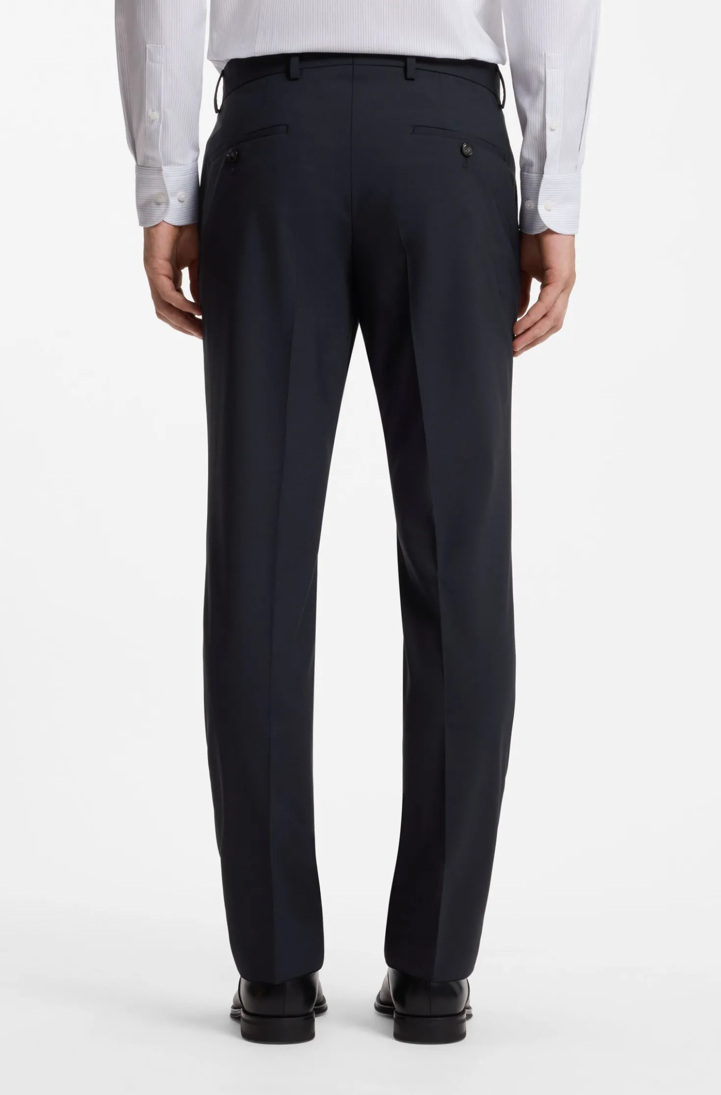 Two-piece slim-fit suit in stretch wool