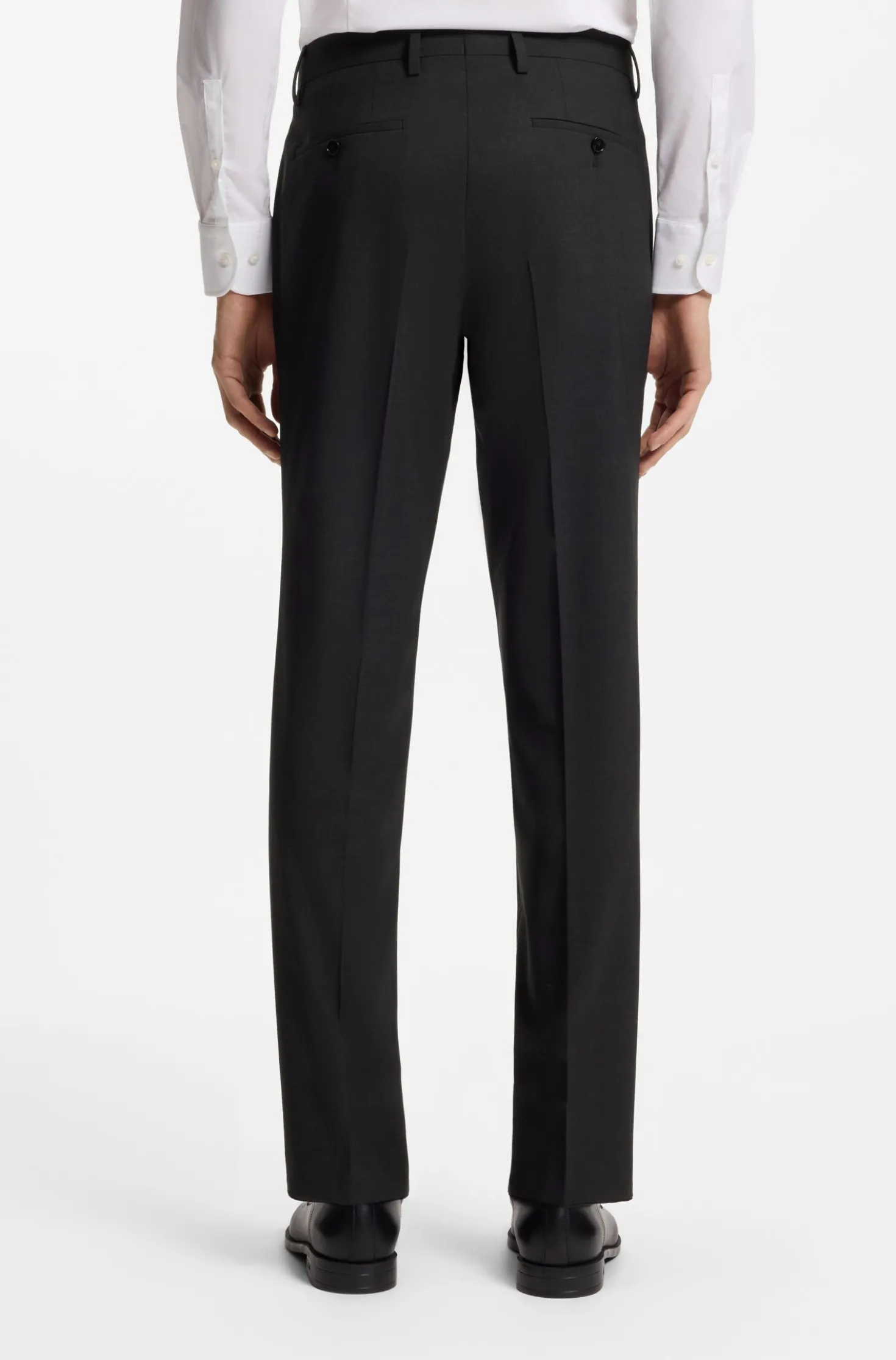 Two-piece slim-fit suit in stretch wool