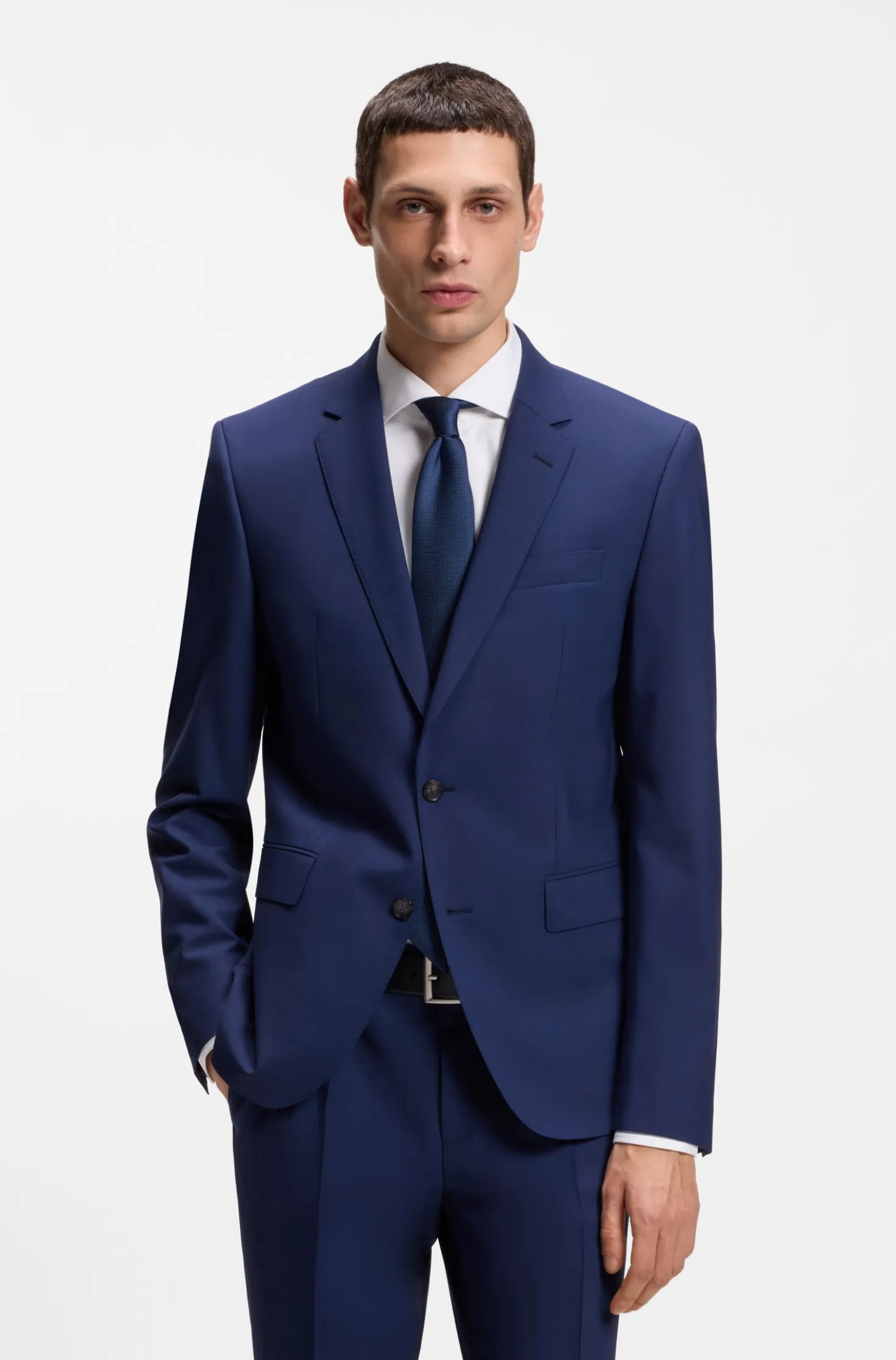 Two-piece slim-fit suit in stretch wool