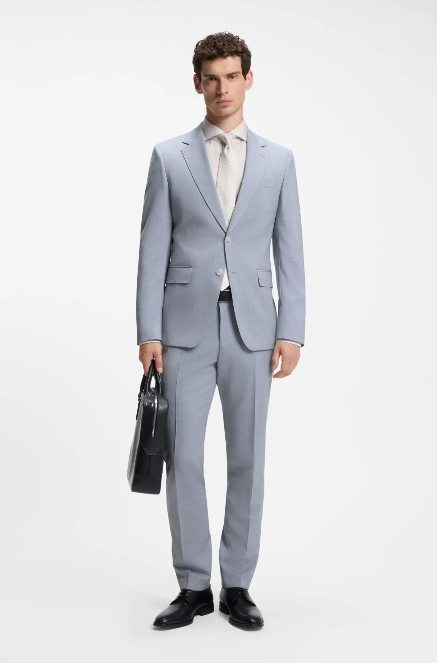 Two-piece slim-fit suit in virgin wool