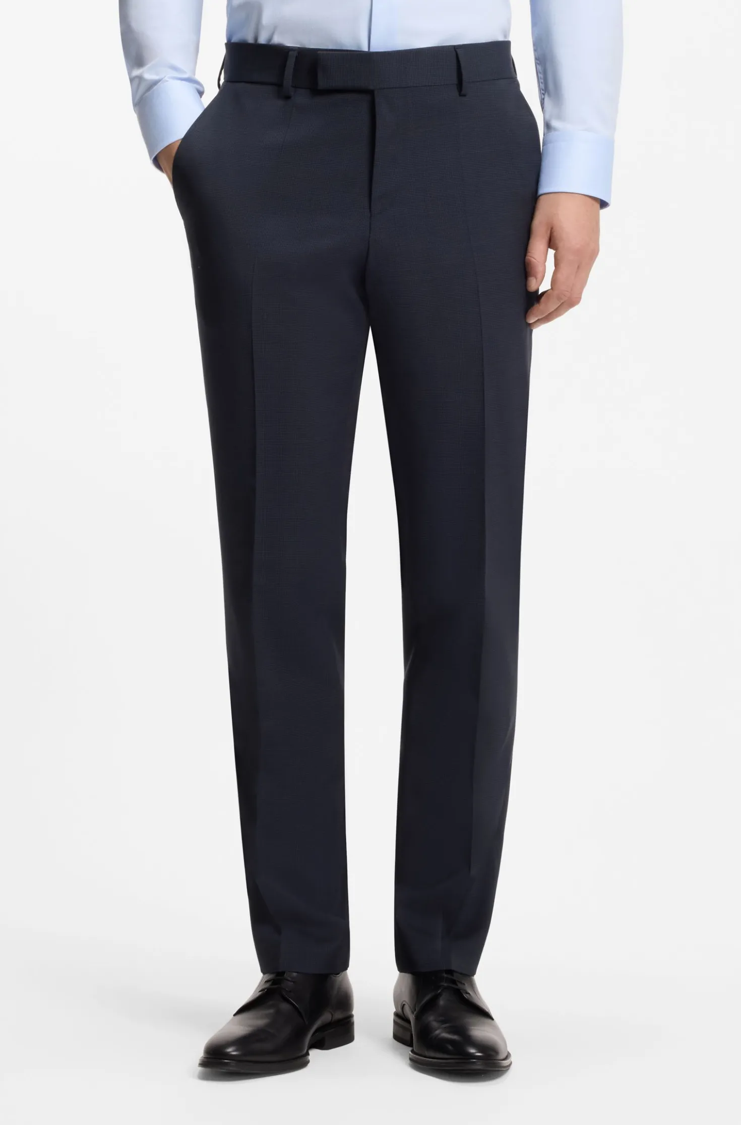 Two-piece slim-fit suit in virgin wool