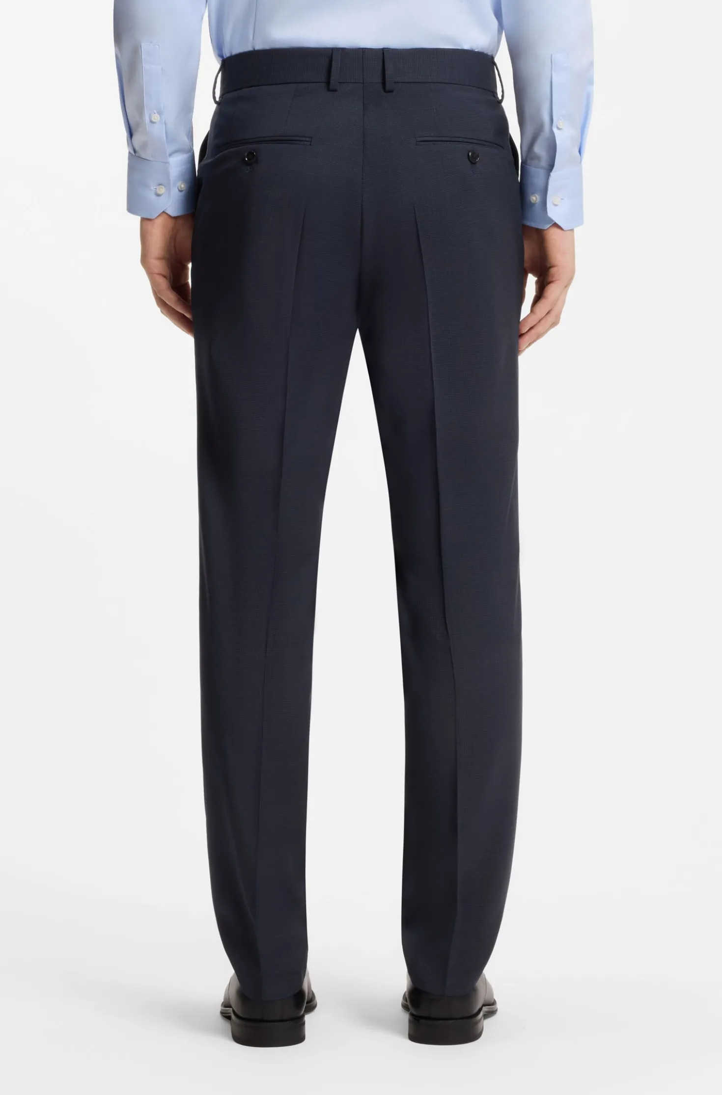 Two-piece slim-fit suit in virgin wool