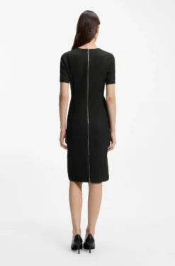 V-neck dress in stretch fabric