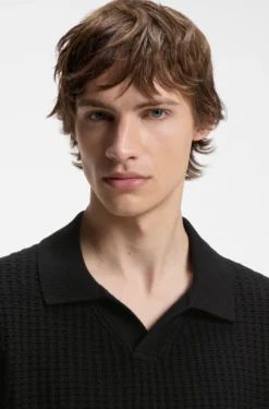 Waffle-structure knit polo with Johnny collar