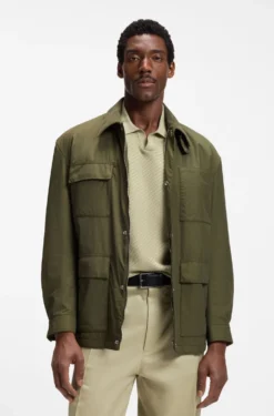 Water-repellent field jacket with checked lining