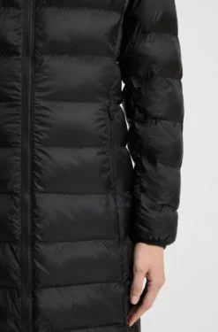 Water-repellent hooded coat with lightweight padding