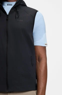 Water-repellent hooded gilet with micro-waffle structure