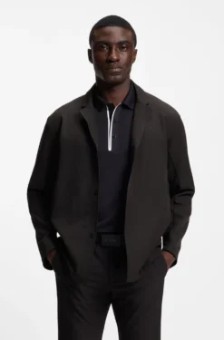 Water-repellent jacket in stretch fabric