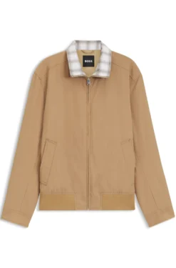 Water-repellent jacket with checked collar