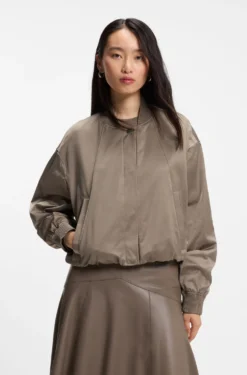 Water-repellent jacket with satin finish