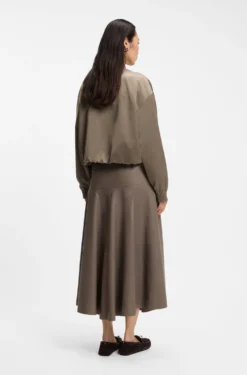 Water-repellent jacket with satin finish