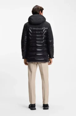 Water-repellent parka jacket with down filling
