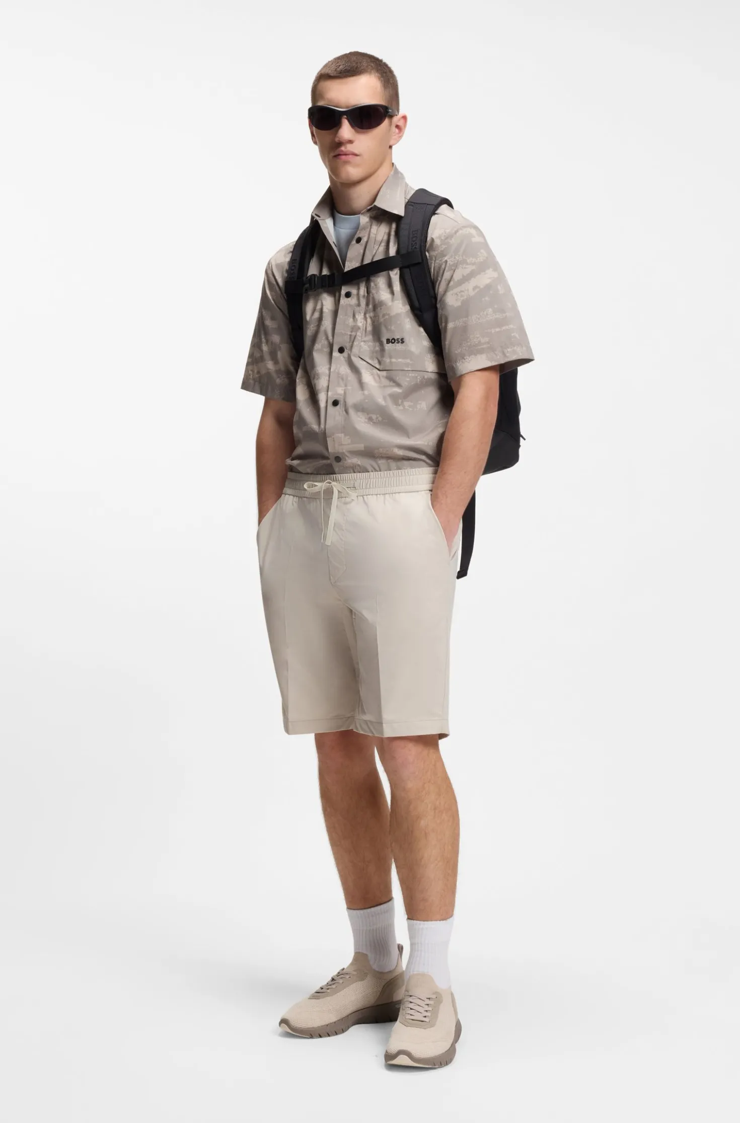 Water-repellent regular-fit shorts in quick-dry twill