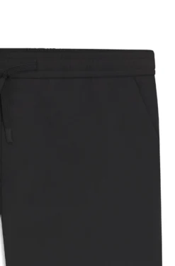 Water-repellent regular-fit shorts in quick-dry twill
