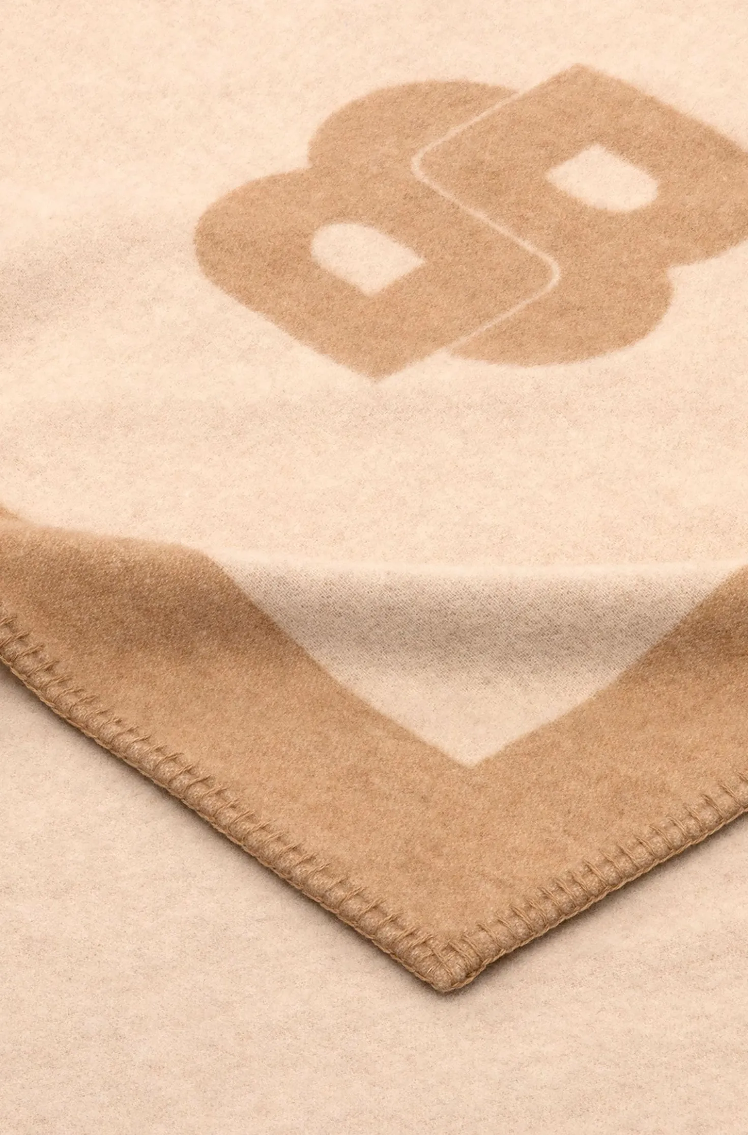 Wool-blend throw with Double B monogram