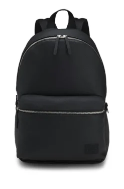 Zipped backpack with rubber logo patch
